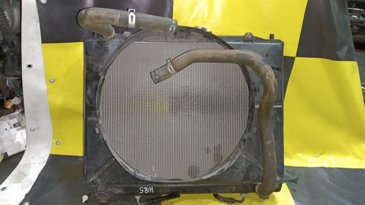 Радиатор основной Мицубиси Паджеро в Геленджике 105204