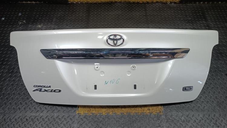 Крышка багажника Тойота Королла Аксио в Геленджике 106946