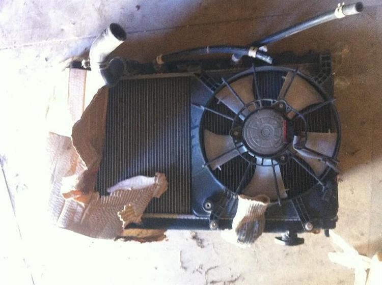 Радиатор основной Хонда Фит в Геленджике 1288