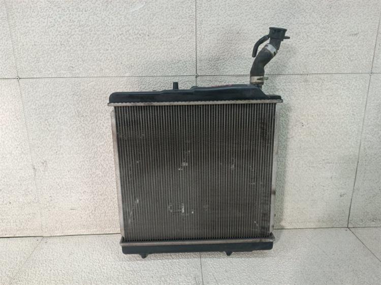 Радиатор основной Хонда Зест в Геленджике 462153