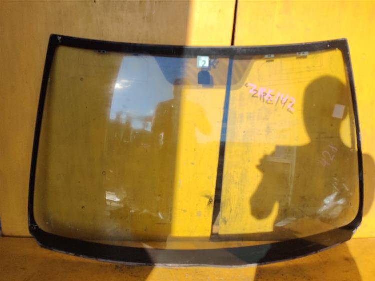 Лобовое стекло Тойота Королла Филдер в Геленджике 47992