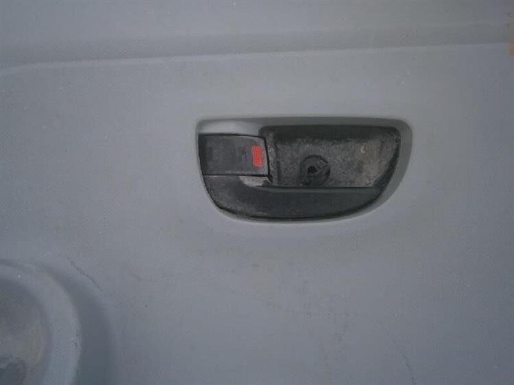 Дверь Тойота Аква в Геленджике 66088