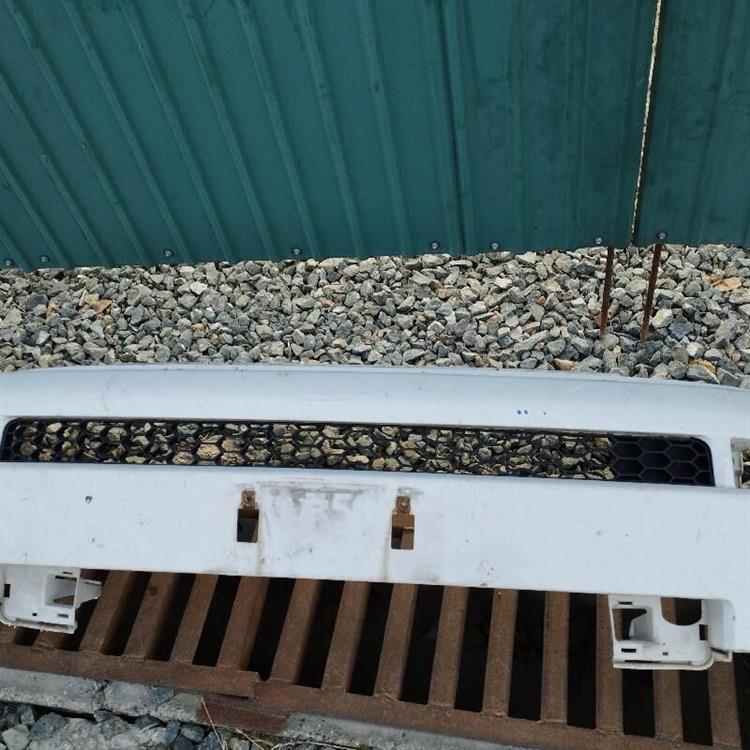 Решетка радиатора Тойота ББ в Геленджике 87564